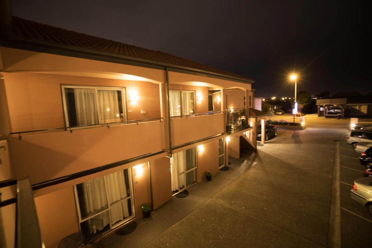 Kings Of Riccarton Motel With Airport Shuttle Service Christchurch Extérieur photo